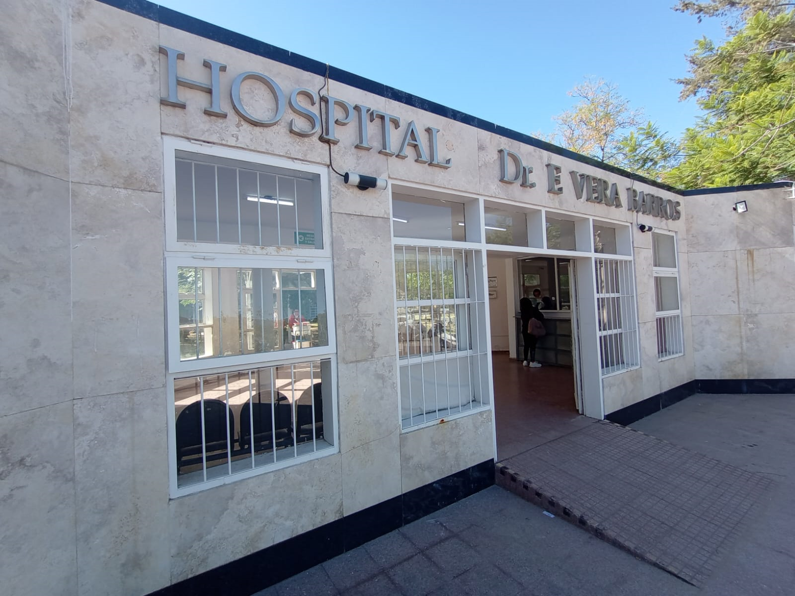 Hospital Dr Enrique Vera Barros . La Rioja (CERRADO)